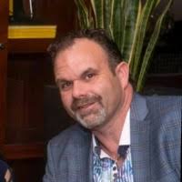 40+ "Ernest Ernesto" profiles