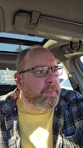 Aaron Pendergraph's Instagram, Twitter & Facebook