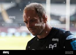 Wyn thomas hi-res stock photography and images