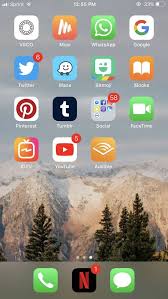 Pin By Savana Manning On Iphone Go Iphone Home Screen Layout Iphone Organization Homescreen Iphone