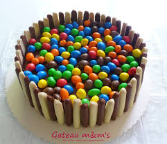 Gateau M M S Finger Et Nutella Gateau Gateau Anniversaire Chocolat Gateau Chocolat Nutella