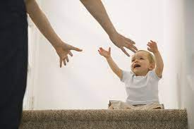 Warum Zu Fruhes Hinsetzen Deinem Kind Schadet Welovefamily At