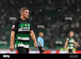 Lisbon, Portugal. 31st Aug, 2024. Daniel Damaso (C) of FC Porto seen in  action during the Liga Portugal Betclic football match between Sporting CP  and FC Porto at Estadio Alvalade XXI Stadium. (