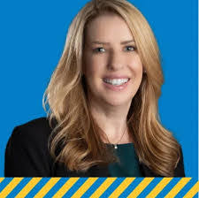 Sarah Gress's Instagram, Twitter & Facebook