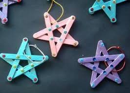 Basteln Mit Eisstielen 30 Bastelideen Basteln Mit Eisstielen Weihnachtszeit Basteln Basteln Weihnachten