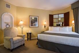 Caribe royale orlando reviews pictures floor plans vacatia. Caribe Royale Orlando Master Bedroom In The Two Bedroom Villa At The Caribe Royale All Suite Hotel Convention Center Oyster Com Hotel Photos