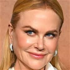 Martha Stewart, Lela Rose: Topper the morning to you