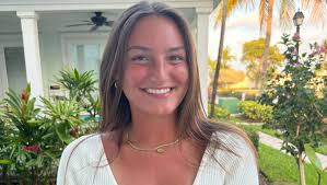 Fundraiser by Giavanna Agor : Help Me Study Abroad in Europe