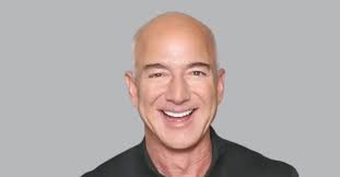 Steve Hockett donates $100 to Sen. Thom R. Tillis' campaign committee in  October