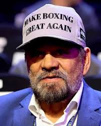 1972 I see a boxer winning the lightweight title!he will be the goat of  Latin fighters!his name is roberto Duran!