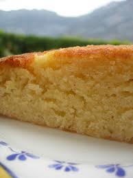 Le Plus Fondant Le Plus Onctueux Le Plus Fantastique De Tous Les Gateaux A La Noix De Coco Que J Ai Fall Dessert Recipes Irresistible Desserts Mousse Recipes