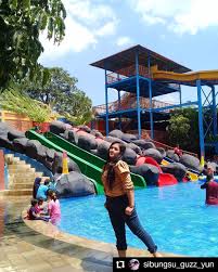 Selain tiket reguler dan berbagai macam fasilitas yang berstandar internasional yang ditawarkan oleh waterbom pik, terdapat juga berbagai promo tiket masuk waterbom pik yang harus anda ketahui karena harganya yang memang dibandrol cukup murah dan menguntungkan bagi wisatawan yang. Tiket Masuk Sanding Waterboom Majalaya 2021 Wahana Dan Alamat