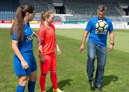 Die schweizer nationalspielerin géraldine reuteler kommt im sommer vom fc luzern. Fcl Frauen Ckw Neuer Hauptsponsor Regiofussball Ch