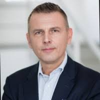 Pénteken házkutatás zajlott szász jános rendező otthonában. Szasz Janos National Sales Business Development Manager Eckes Granini Linkedin