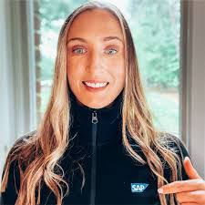 Elise Terrell's Instagram, Twitter & Facebook