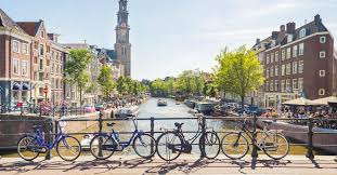 Sie ist auch die größte stadt des landes es gibt viele wohnungen in amsterdam, die dir den komfort und den spaß bieten, den du. Ferienwohnungen Unterkunfte In Amsterdam Ab 34 Mieten