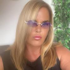 Where is best for Chinese food here? Either in Europa or commercial ? And  any pics of menu would be appreciated Thanks