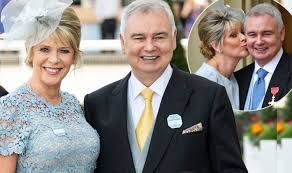 Ruth is a lucky lady mr. Ruth Langsford Gives Insight Into Wedding As She Marks 10th Anniversary With Eamonn Holmes Celebrity News Showbiz Tv Express Co Uk