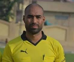 عبد العزيز السيد حكما لمباراة اليوم 