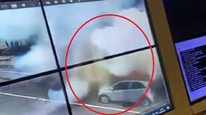 Ketua dpr puan maharani mengutuk aksi bom bunuh diri yang dilakukan teroris di depan gereja katedral. 1itt7n248so09m