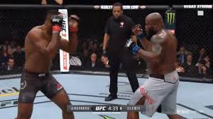 — francis ngannou (@francis_ngannou) june 28, 2021. Francis Ngannou Vs Derrick Lewis Full Fight Watch For 15 Min Mmamemes