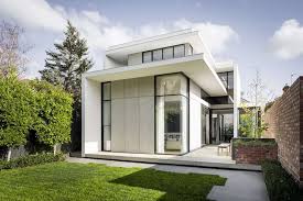 Tak hanya dari segi kepraktisan, banyak orang lebih suka memilih konsep minimalis karena lebih mudah diatur. Aksesoris Desain Fasad Rumah Modern Minimalis Rumah Minimalis