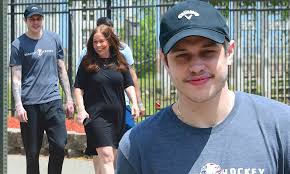With characters like pool boy, pogie pepperoni, and student on trial. Pete Davidson Walks Out With Mother Amy In New York City Daily Mail Online