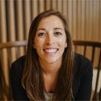 Laurie Streeter's Instagram, Twitter & Facebook