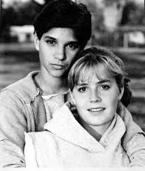 Movie The Karate Kid Elisabeth Shue And Ralph Macchio Karate Kid Movie Elisabeth Shue Karate Kid Karate Kid