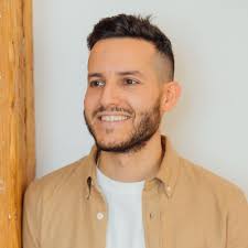 Linda Querrey Email & Phone Number