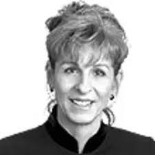 Maureen Tighe's Instagram, Twitter & Facebook