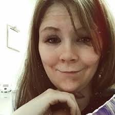 Ashley Mortimore's Instagram, Twitter & Facebook