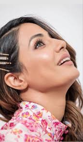 Pin By Vidushi Rathore On Hina Khan Deepika Hairstyles Indian Tv Actress Photo Wallpaper