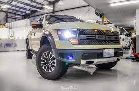 This Ford F-150 Svt Raptor Came In For A Hand Wash Graphic Removal And Were Loving The New Terrain Color Option Automotive Detailing Svt Raptor Ford F150