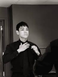 Big Bang T.O.P要出個人專輯了！低音炮華麗陣容重回歌手本業| ELLE HK