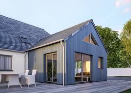 Extension De Maison Traditionnelle En Ardoises Avec Bardage Bois Agrandissement Maison Extension Maison Extension Maison Bois