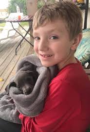 😂🐾 This lil pup is giving major side-eye because she didn't get to see  the “huts guys” before heading to the Spaw! 🙈💜 Yep… she's totally mad at  Crazy Mommy right now