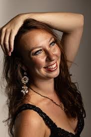 Alexis Haskell's Instagram, Twitter & Facebook