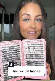 How to Apply Individual Lashes Tutorial