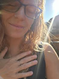 Una no notice say i calm these days? i don fall in love, i wan coordinate  myself 🫣🤔🤣