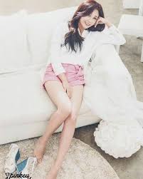 Image About Kpop In A Pink By Lazy Girl On We Heart It Girl Kpop Girl Bands Eunji Apink