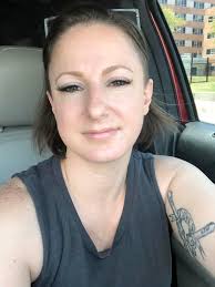 Hi I'm new to the group 👋 36 yo single mom of 4. Been single 4 years  Bought my first house here in Lakeland almost 2 years ago. Ready to find my  life partner.