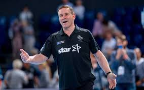 Allen voran der neue trainer michael biegler steht für die euphorie und aufbruchsstimmung, welche die deutsche mannschaft umgibt. Handball Alfred Gislason Vor Ruckkehr Als Trainer