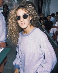 Major hair for the louis vuitton for the new york city ballet fall gala, makeup artist leslie lopez defined sjp's eyes with smudgy liner and shimmery navy and black shadow. Facebook