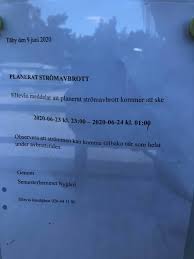 Två strömavbrott inträffade i torö under fredagskvällen på grund av fel i en elstolpe. Nygards Husvagnsklubb For Kannedom Facebook