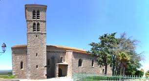 Eglise Saint Julien Et Sainte Basilisse A Barbaira Aude L Eglise Est Mentionnee Comme Paroissiale Des 1269 Les En 2020 Sainte Julienne Eglise Monuments Historiques