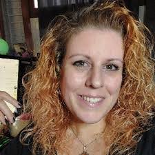 Kelly Kiley's Instagram, Twitter & Facebook