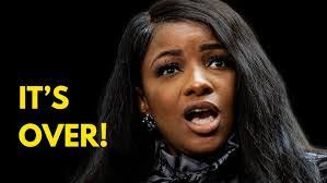 Tara Blythe's Instagram, Twitter & Facebook