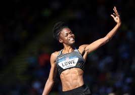 Chaunte Lowe Conquered Four Olympics. Now She's Training for Tokyo Through  Breast Cancer | Glamour