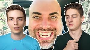 Danny Hard's Instagram, Twitter & Facebook